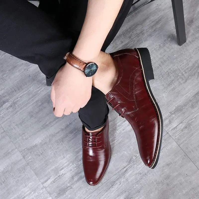 Men New British Style Business Dress Shoes Breathable Leather Lace Up Casual Office Footwear for Young