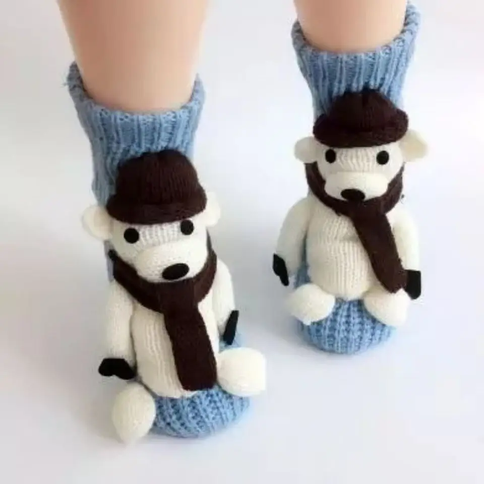 2026 جوارب صوفية جديدة مضادة للانزلاق على الأرض للكبار جوارب منزلية ثلاثية الأبعاد، جوارب دافئة سميكة داخلية، جوارب عيد الميلاد.