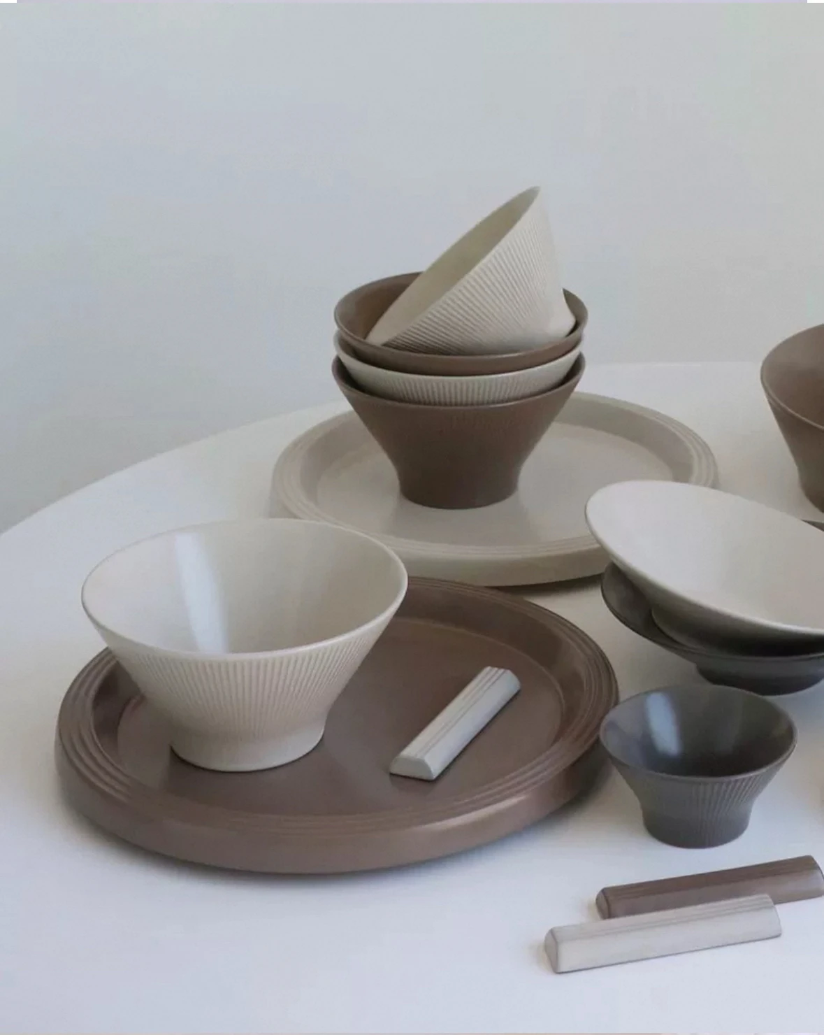 

Посуда ручной работы Cerc Diningware Odense Aesthetic Goods: круглая миска для риса и супа с геометрическим узором, для ежедневного использования, корейского производства