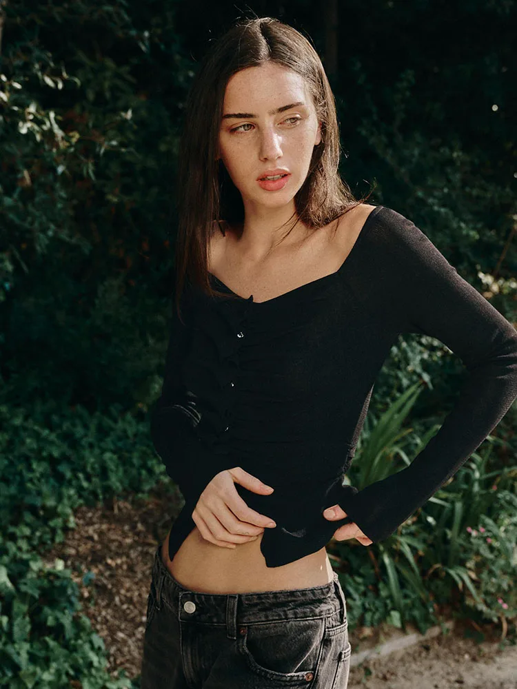 New Women's Long Sleeve Knitted Casual Shirt Autumn 2026 Polyester Fiber Daily Wear Youth Style One Shoulder Pleated Top