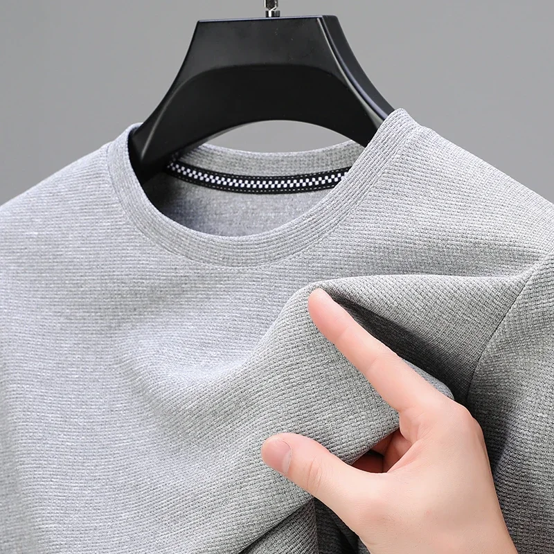 New Men's Business Casual Long Sleeved Solid Color Round Neck T-shirt for Autumn Winter Comfortable Fashionable Versatile Top