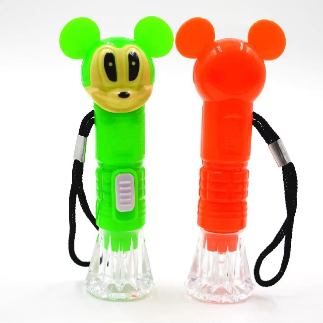 قطعة واحدة من مصباح يدوي متوهج إبداعي كرتوني، مناسب لألعاب مصباح يدوي للأطفال وألعاب الإسقاط