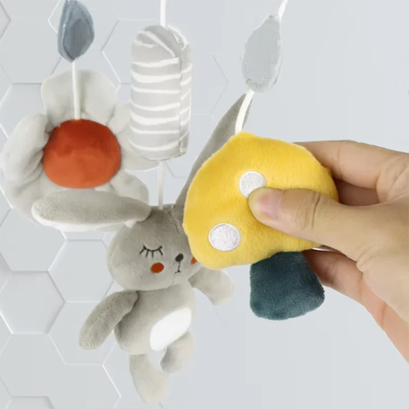 赤ちゃん早期教育玩具カートペンダント、心を落ち着かせる装飾、ベッドベル、吊り下げ式手回しベル、パズルぬいぐるみ