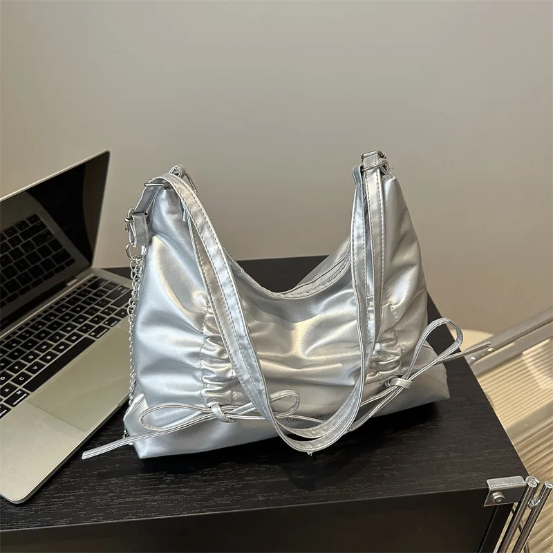 

Pleated Bow Commuter Tote Bag Women's daily commuting bag Versatile Commute Underarm Bag Solid Color Female Handbags Purse