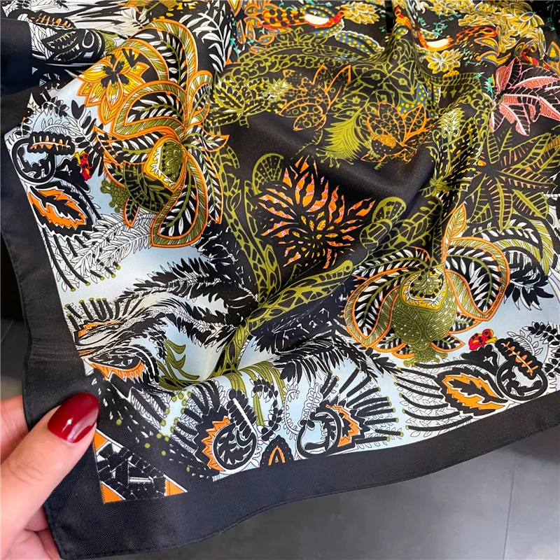 2024 Luxury Brand Flower Printed Silk Scarf For Women Large Square Scarves Twill Travel Sun Protection Warm Neck Shawl 90cm