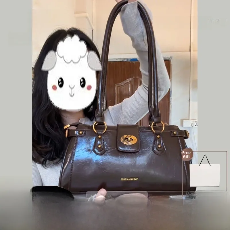 

UR High Quality New Women's Bag Retro Oil Wax Leather Underarm Commuter Bowling Tote Bag Casual Simple Style Rectangular Shape