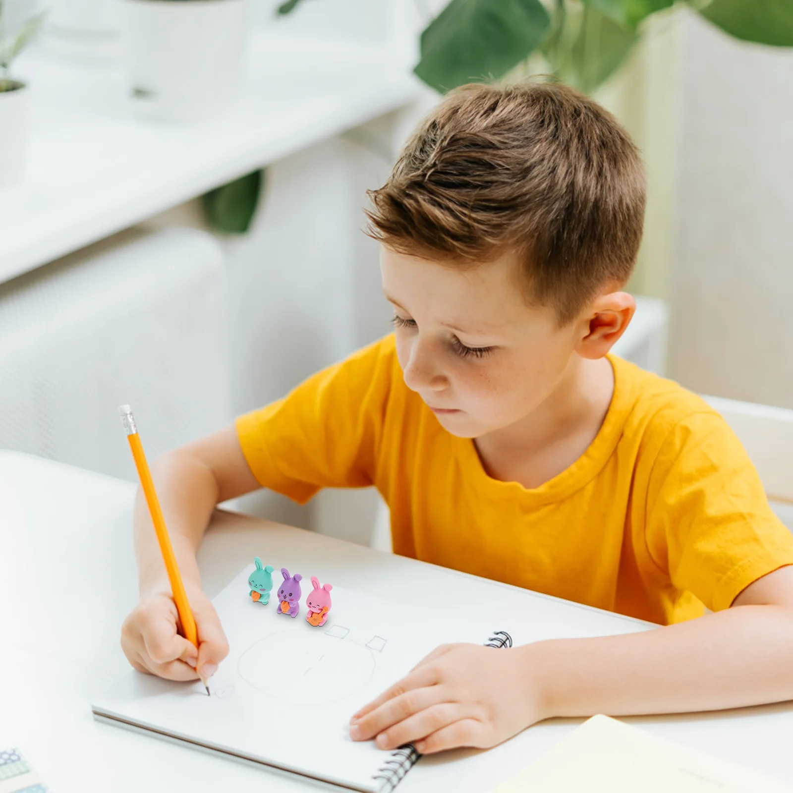 

10 шт., ластики в форме кролика с милым мультяшным рисунком, мини-ластики в форме кролика, школьные принадлежности, классные призы, сувениры для вечеринок, подарки для детей