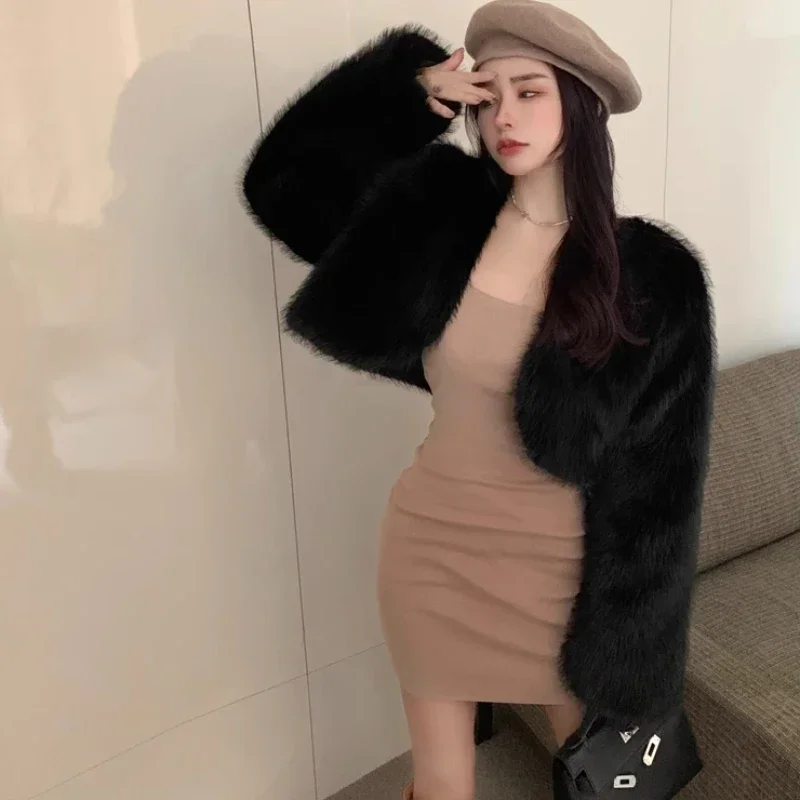 Korean Fashion Girls Fur Cardigan Short Cut Loose Long Sleeves Winter Warm Hot Sell Faux Fur Coat Solid Color Office Lady Jacket