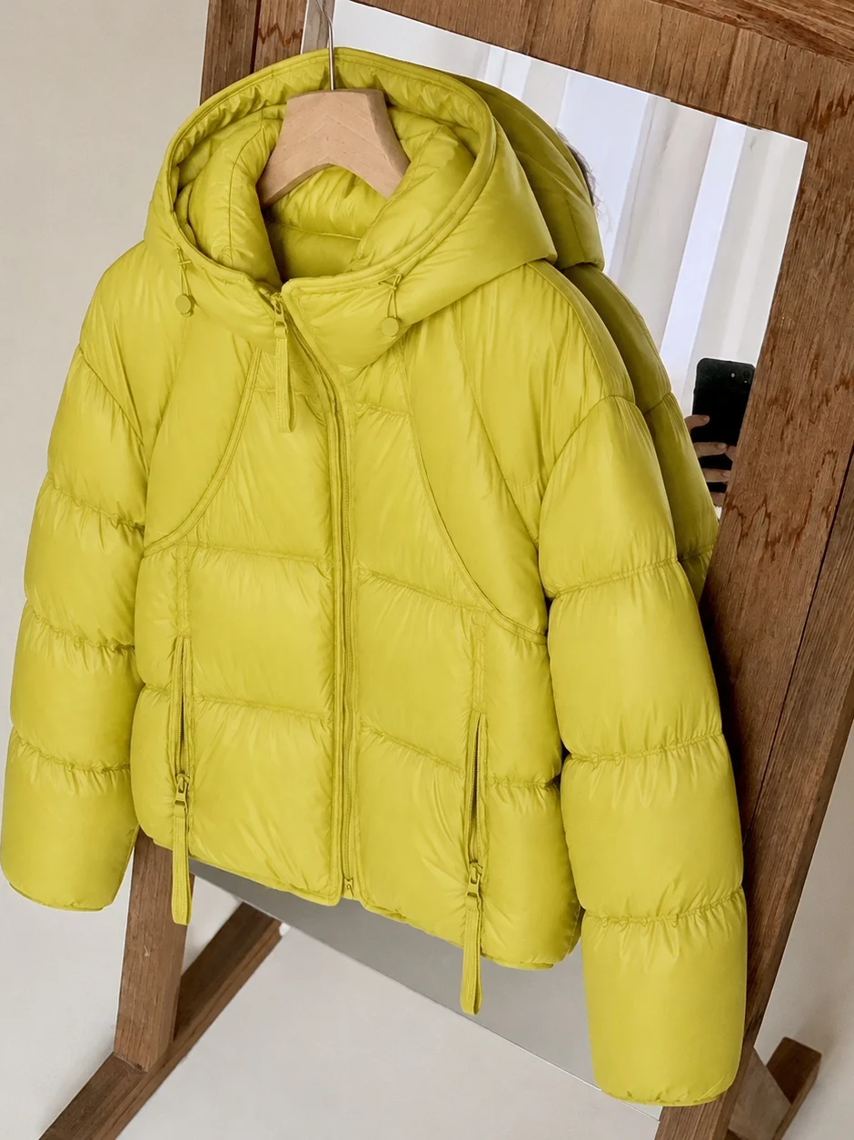 2026 New Women's Short Puffer Jacket Thickened Warm Cotton Coat with Hood Large Size Bread Style Fashionable Winter Outerwear