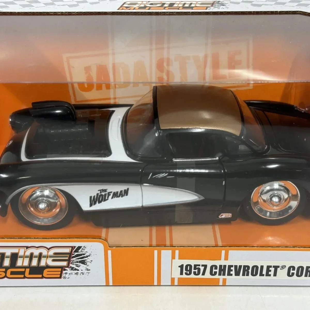 1:24 1957 Chevrolet CORVETTE Muscle car High Simulation Alloy Car Model Collectible Toy Gift Souvenir Display Ornament