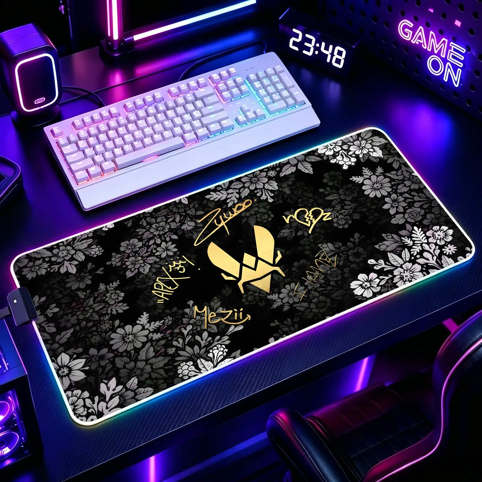 CSGO bee Esports Signature Art RGB Color Changing Gaming Mouse Pad, Stitched Edges, XXL Non-Slip Large Keyboard Desk Mat