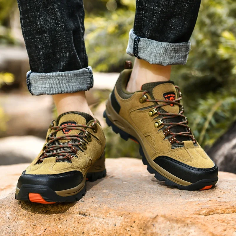 VIP Men Hiking Shoes Outdoor Mountain Boots Thick Bottom Sneakers Fashion Lace Up Trekking Shoes