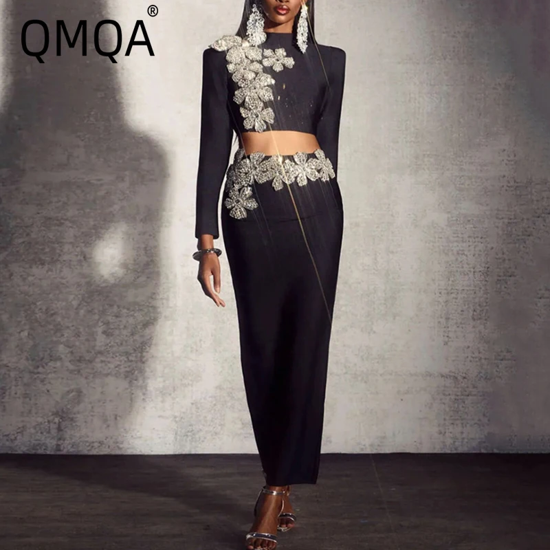 QMQA Fashion Women's Solid Spliced Diamonds Two Piece Set O Neck Long Sleeve Top High Waist Slim Skirt Sets Female New 1A793