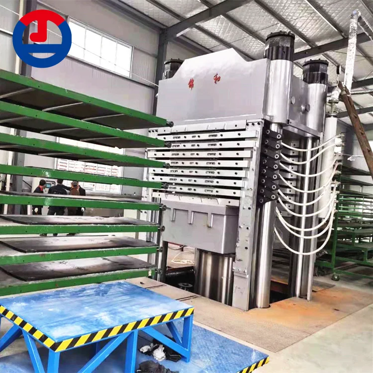 Pressa schiumogena automatica in plastica di gomma EVA digitale con PLC Prezzo competitivo per tappetino in plastica