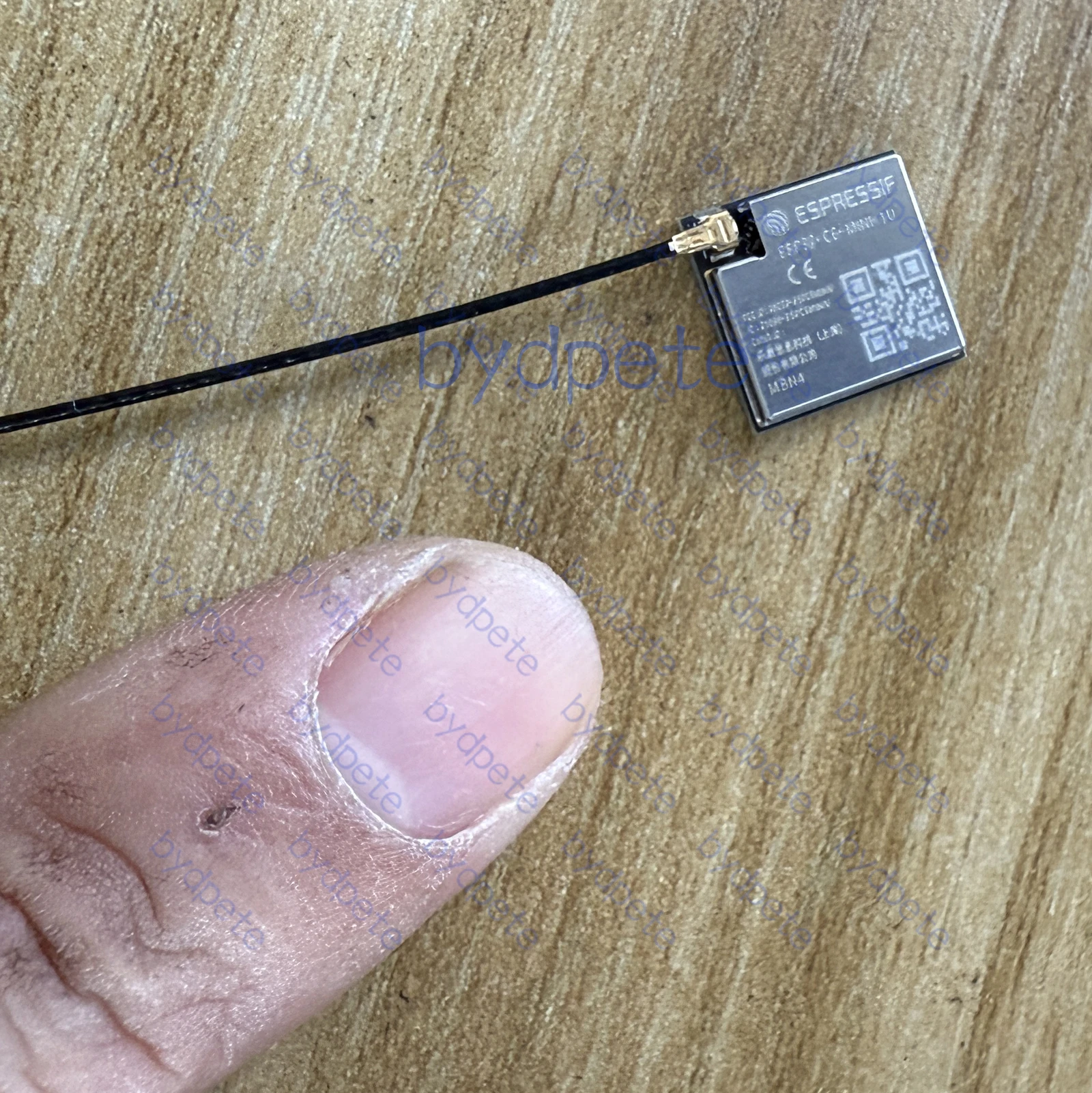 IPX3 MHF III MHF3 أنثى RF081 ضفيرة 2G4 2400MHz 2.4G هوائي 2.45G 2450MHz ANT bydpete BPANT2G4MFH3TB001