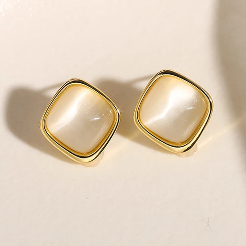 Women\'s Opal Earrings 2025 Trendy Golden Color Square Small Stud Earrings Lovely Geometry Jewelry Ear Accessories bijoux femmes