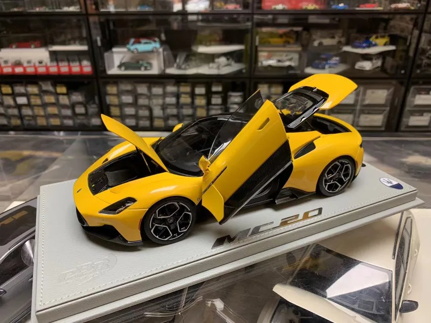 

BBR 1:18 MC20 Yellow Alloy Fully Open Simulation Limited Edition Alloy Metal Static Car Model Toy Gift