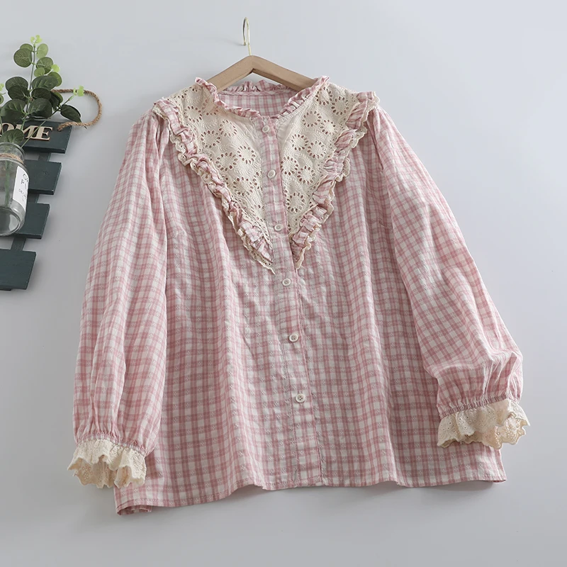 Embroidered Plaid Lace Long Sleeve Shirt Women Japanese Sweet Lace Round Neck Single Breasted Blouse Autumn New Mori Girl Tops