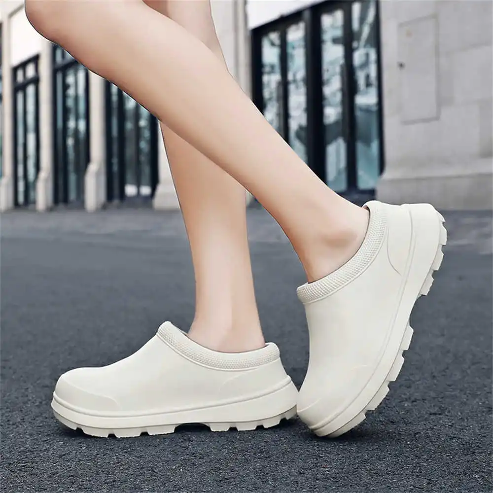 

Light Weight Shower Sandals For Women's Summer Golf 5 Shoes Rubber Slippers For Women Sneakers Sport Cool Newest Pretty