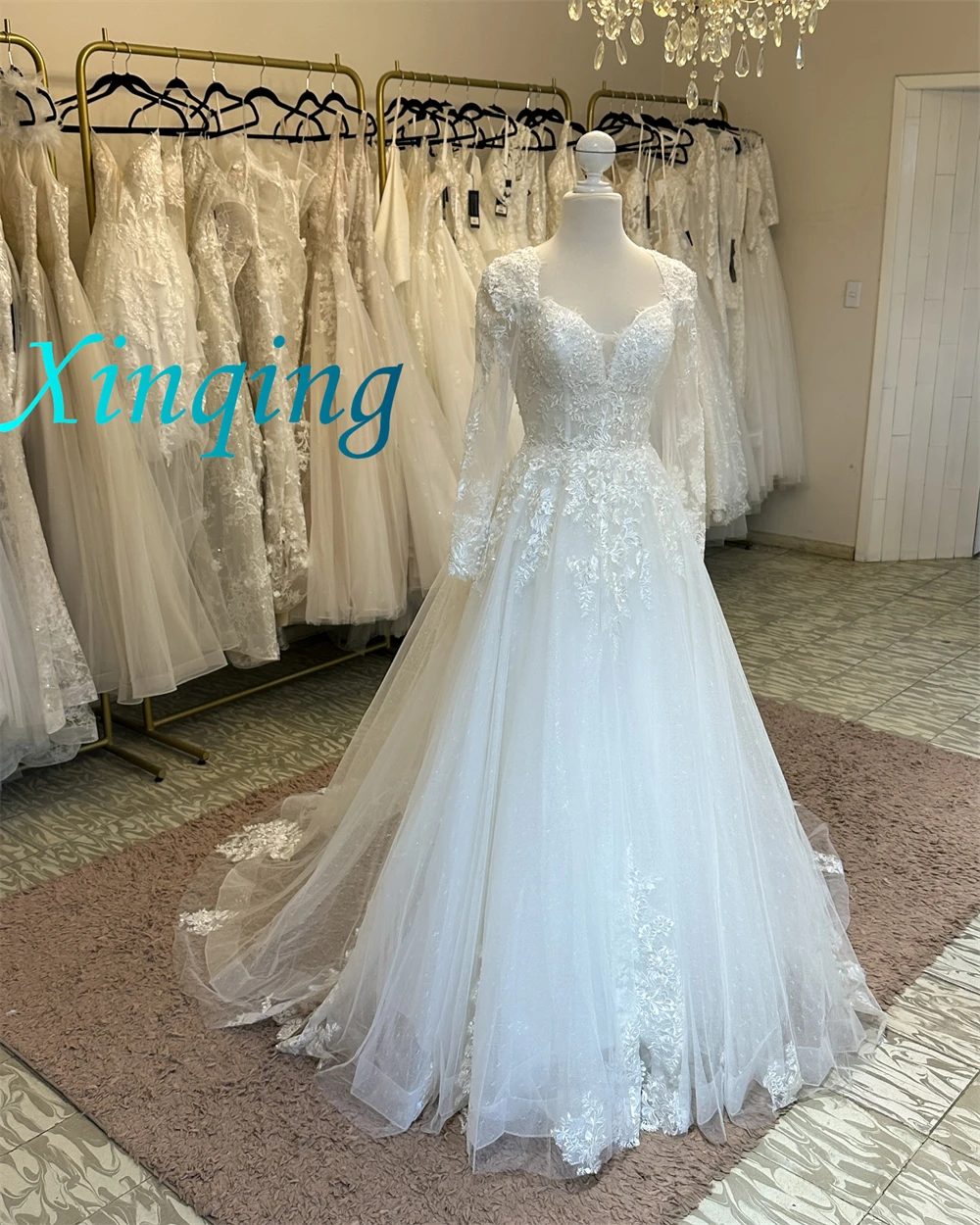 カスタムメイドの絶妙なチュールウェディングドレス、夢のようなVネックロングスリーブ、重工業ウェディングクラシックドレス2025、花嫁衣装