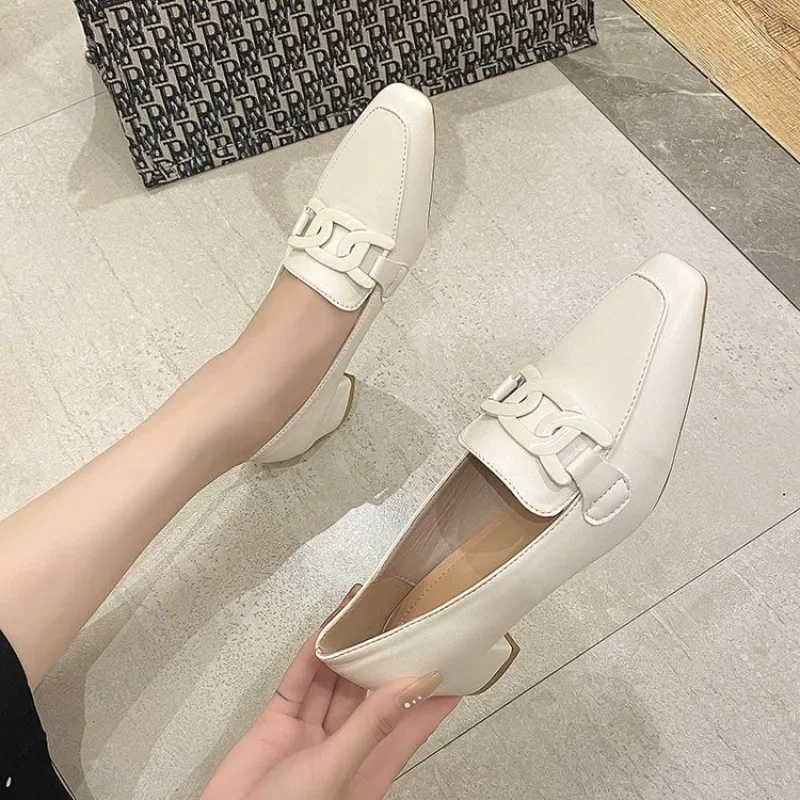 2024 Soft Leather Middle Heel Women Shoes Square Buckle Thick Heel Females Shoes Fashion Leisure Spring Ladies Dress Pumps Size