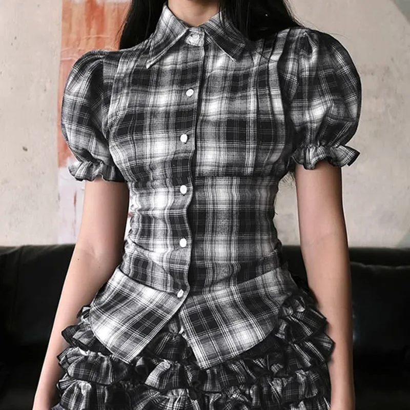 

College style lapel button-down bubble sleeve plaid blouse girl contrast color wrinkle waist slim Joker short sleeve summer.