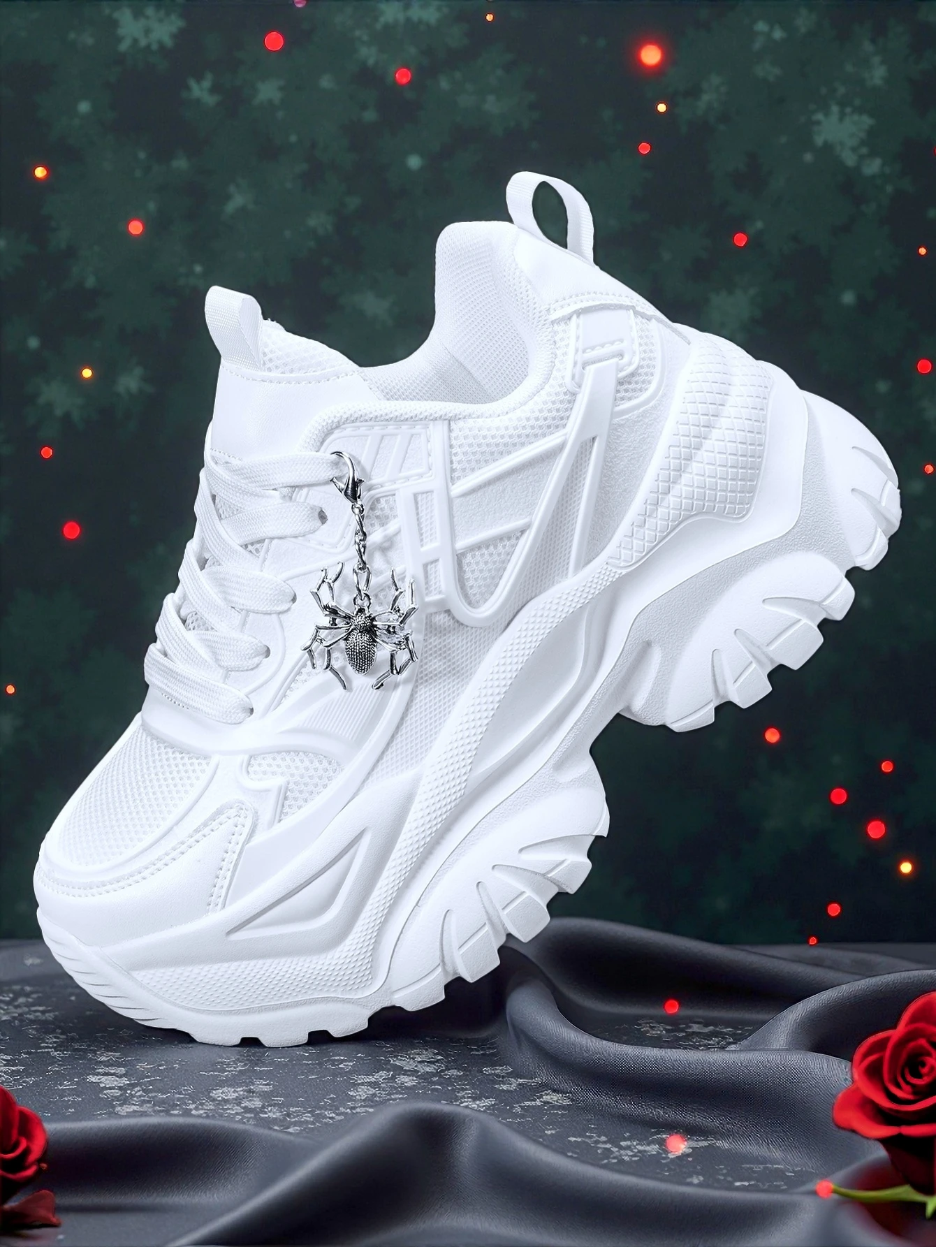 Women's outdoor all-season vulcanized shoes, Y2K thick-soled 7CM height-increasing black dad shoes, featuring a detachable silver spider decorative charm, combined with breathable mesh and lightweight EVA casual sneakers, versatile trendy shoes for sweet and cool girls' daily commuting and shopping