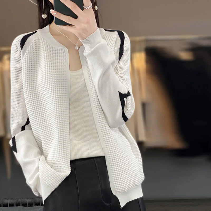 Autumn New Knitted Thin Coats Solid Casual Loose Sweater Cardigan Women Hollow Out Fashion Simple Kniwear Tops