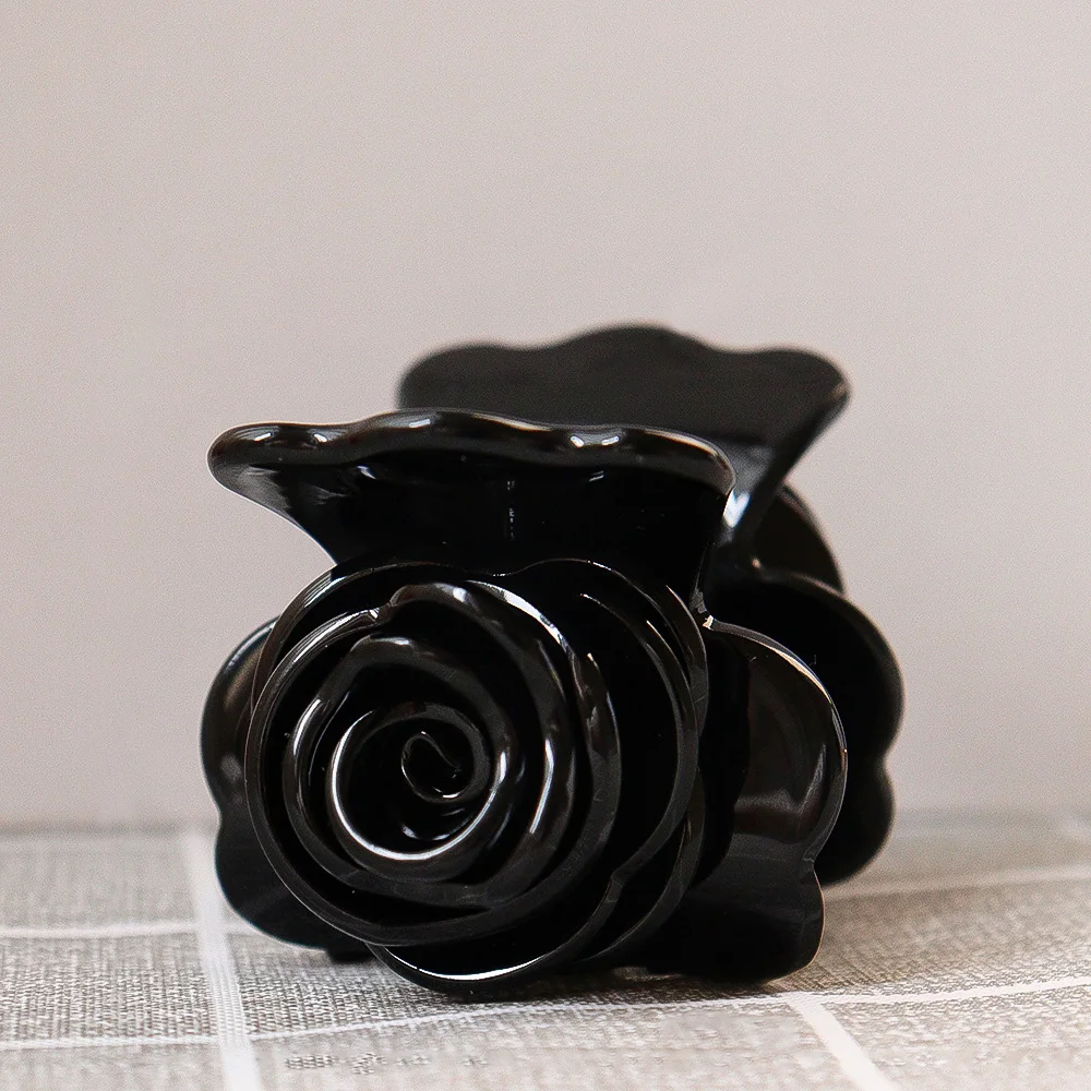 1pc Three dimensional rose petals, half tied hair, elegant temperament, hair accessory, new vinegar hair clip