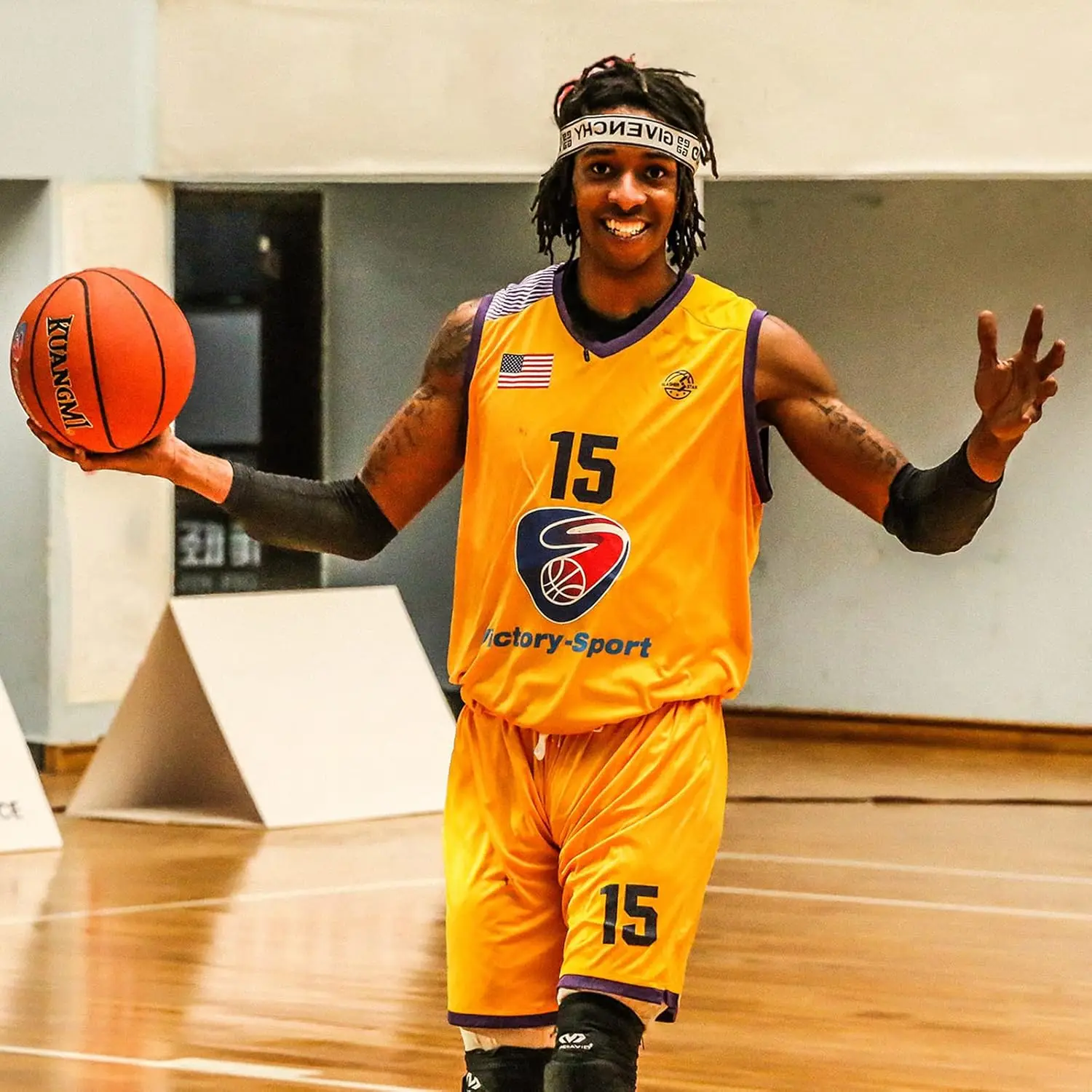 Баскетбольный мяч Kuangmi, баскетбольный мяч FFIBA, изготовленный для игры в помещении и на открытом воздухе, официальный размер 7 (29,5 дюйма), KMBB21