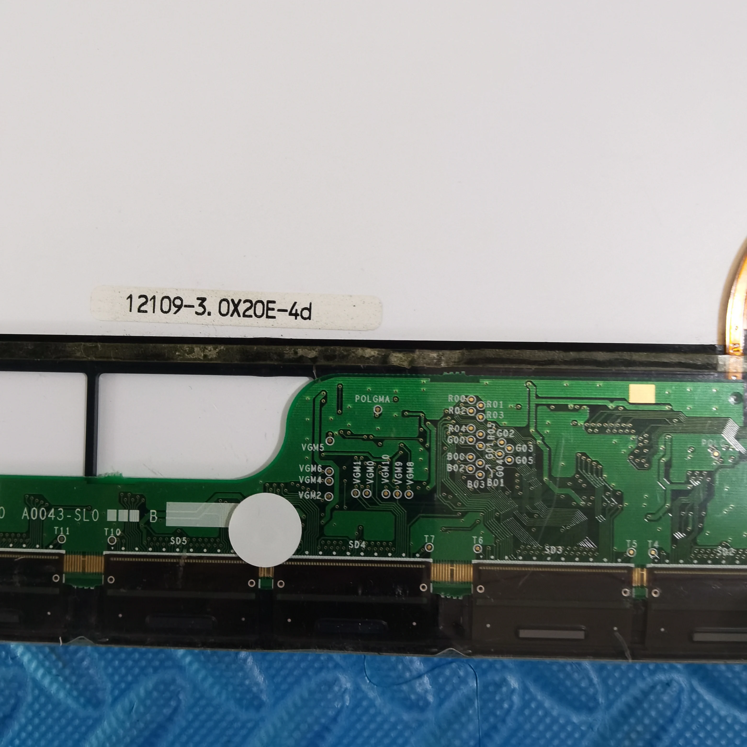 TM121SV-02L09 LCD Screen Display Panel