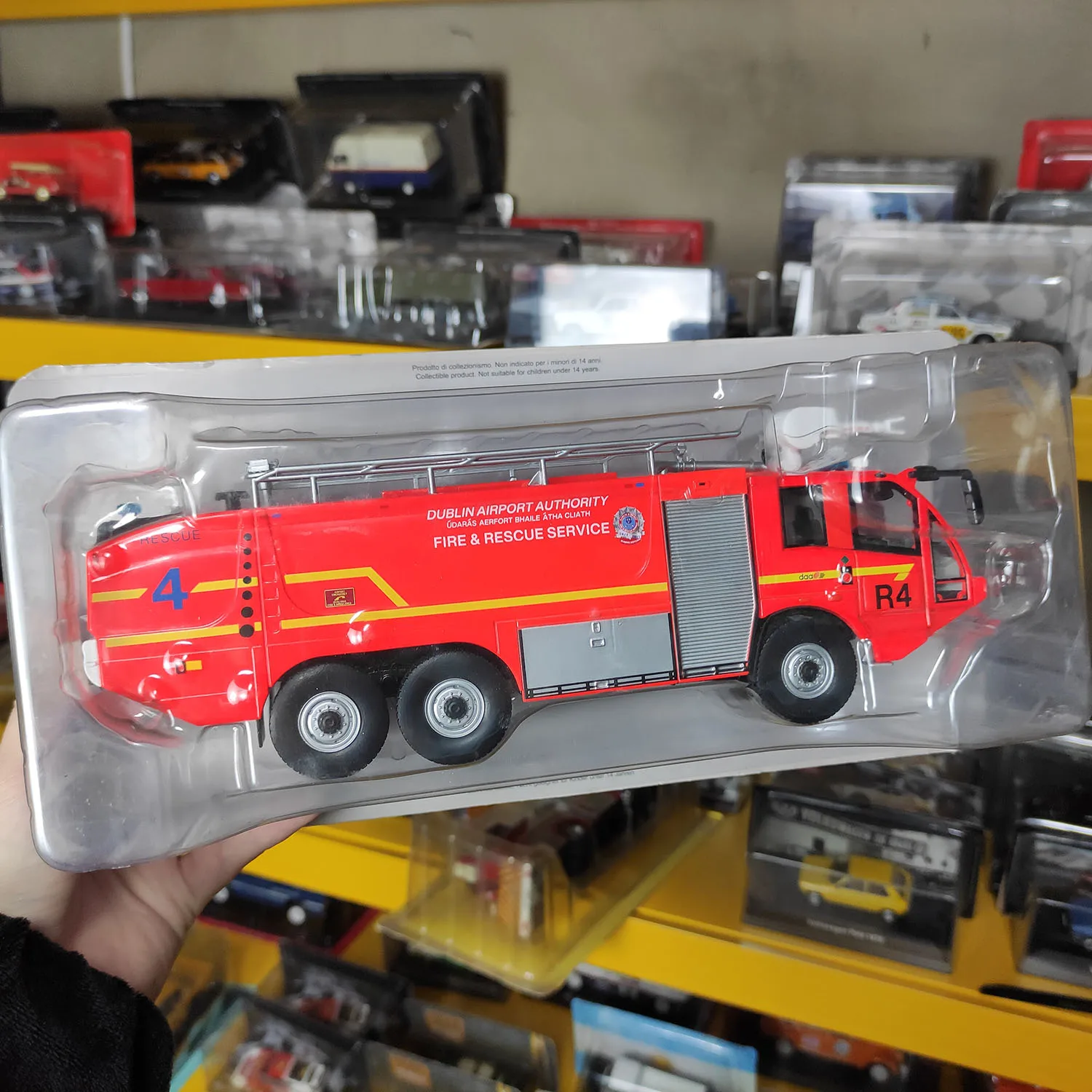 Diecast 1:43 Scale Cedars Airport Fire Engine Alloy Car Model