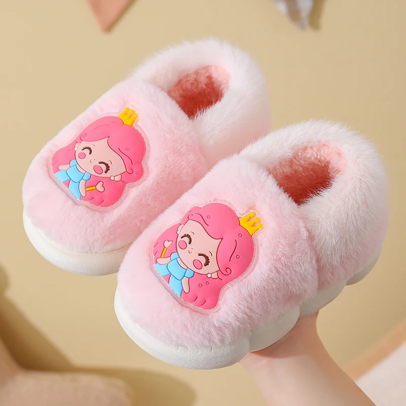 Talons ronds en peluche doux non ald pour enfants, pantoufles de princesse de dessin animé pour enfants, chaussures en coton pour la maison, chaussures chaudes d'intérieur pour filles, mignon, hiver, nouveau