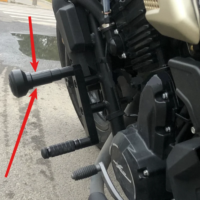Motorcycle Modified Thickened Front and Rear Protective Bars Cruise Pedal Bar Suitable for Yangtze River 400/450/700bobbie