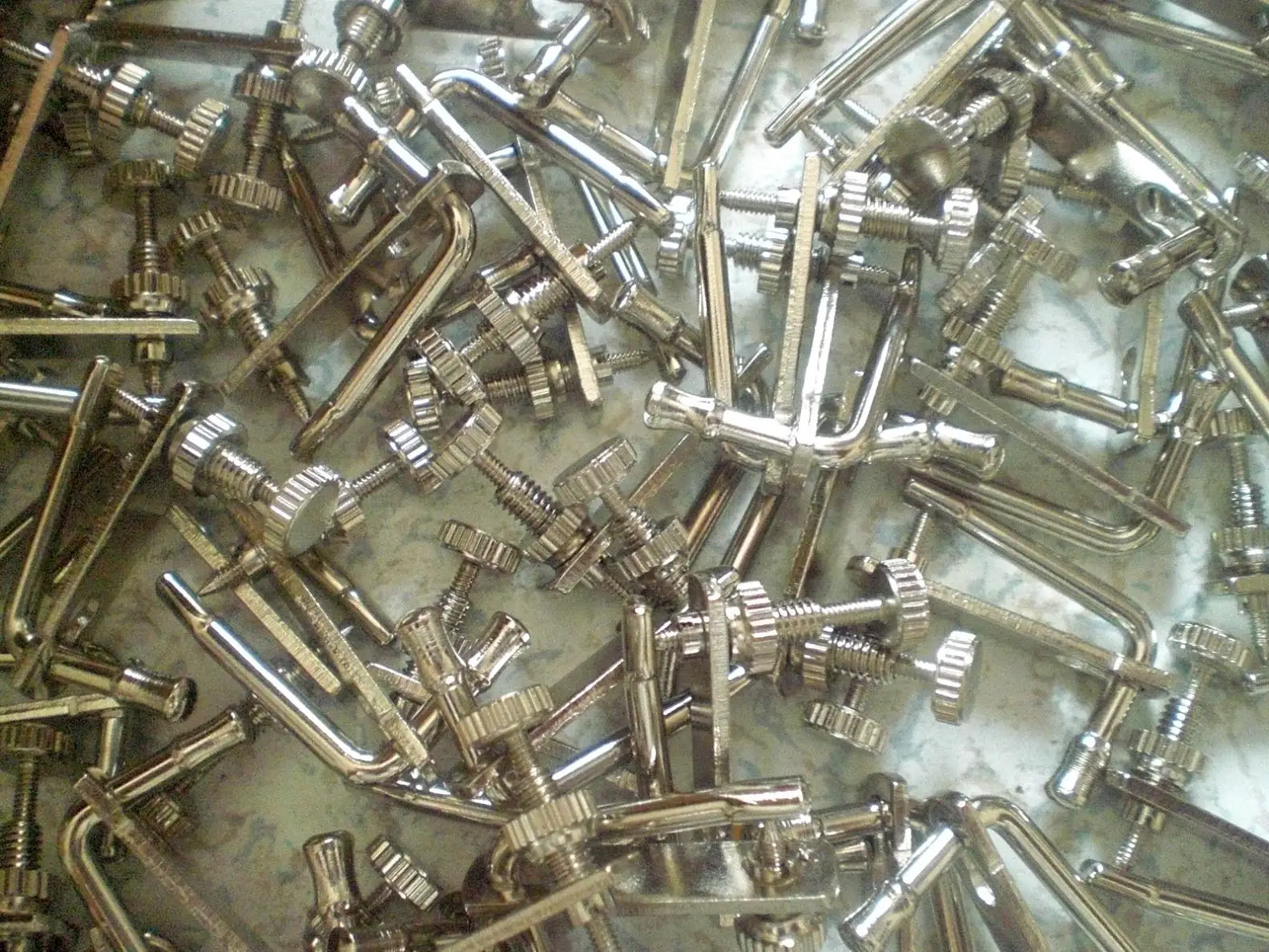 

100 шт. СЕРЕБРЯНЫЕ Тонкие тюнеры для скрипки, размер 3/4-4/4, модель 02 # Детали скрипки