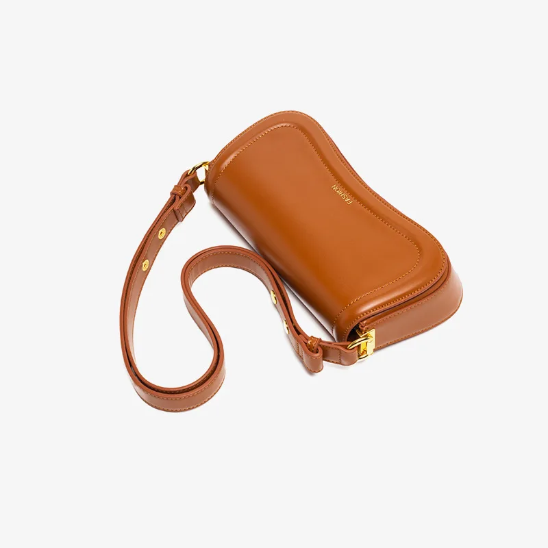 Withered 2024 New French Fashion Blogger Retro Leather Square Bag Underarm Bag Casual Versatile Office Ladies Bags Women