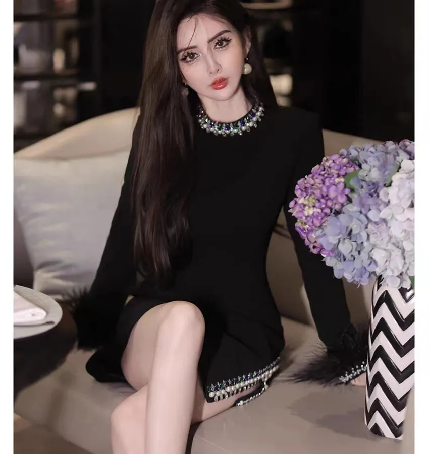 Luxury Fashion Designer Spring Velvet Party Dress Women Beading Diamonds Stand Collar Feather Long Sleeve Split Black Mini Dress