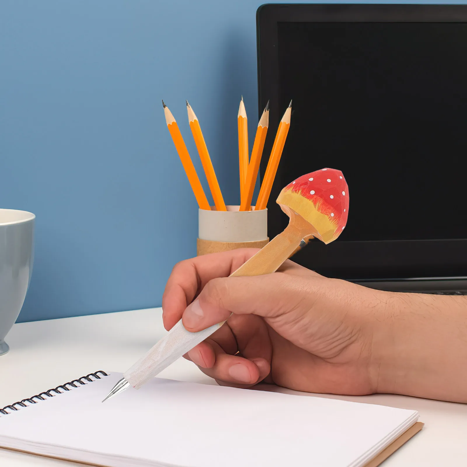 

Wooden Ballpoint Pen Mushroom Shape Ergonomic Design Creative Writing Pen for Students Classroom Prizes School Office