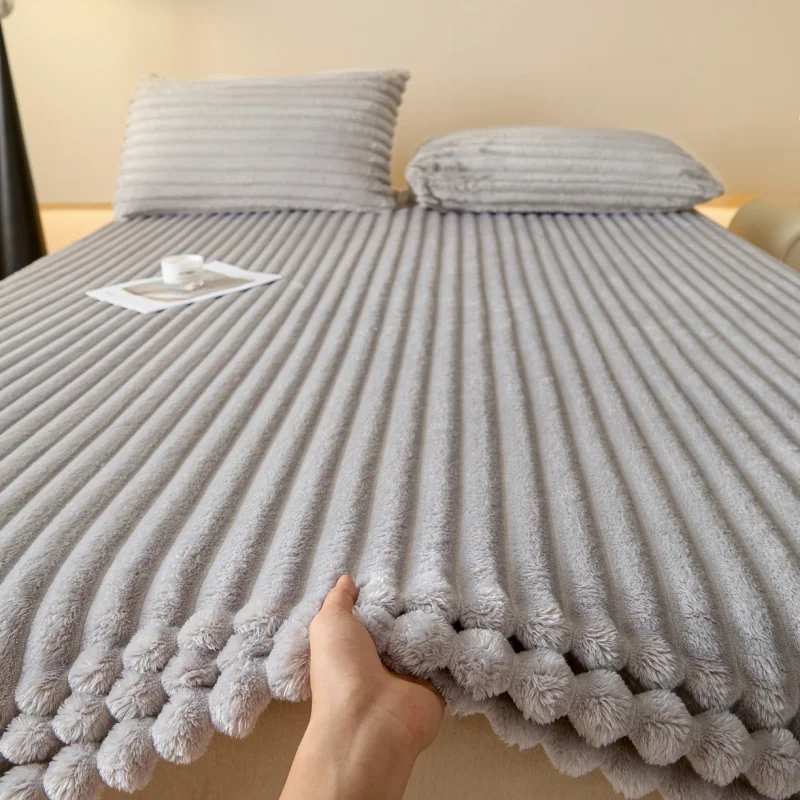 1pc Modern Simple Stripe Fleece Fitted Sheet Fluffy Cozy Ultra-soft Warmth Plush Mattress Cover for Winter 152*203 Drop Ship