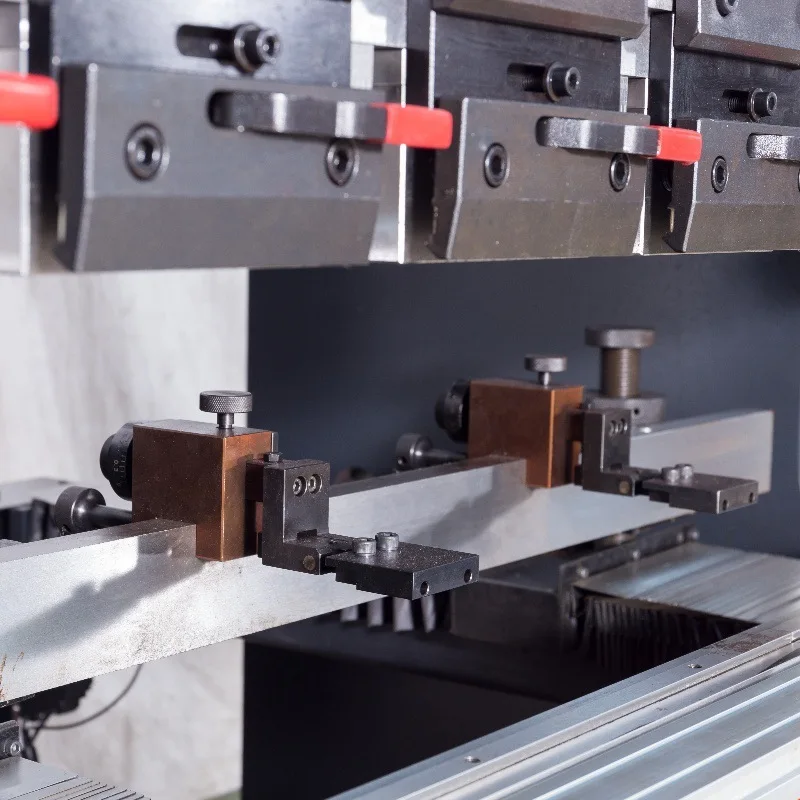 Small CNC Bending Machine Equipment, Downward Moving 35 Ton High-precision Rear Stop Hydraulic Folding Plate Machine