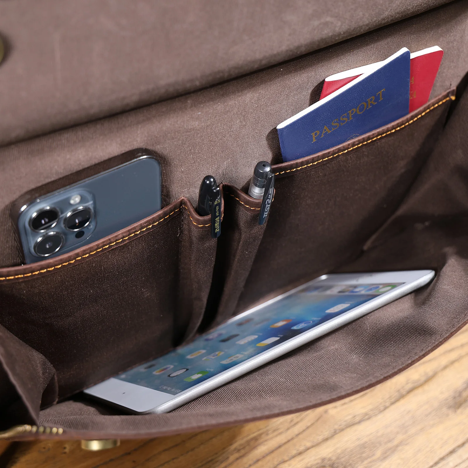 Vintage Echtleder Herren-Aktentasche 17" Laptop-Tasche, Messenger-Taschen für Arbeit und Business, Crazy Horse Rindsleder Handtasche – Detail 21