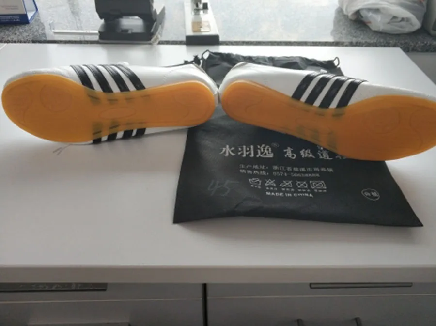 

Профессиональная обувь для тхэквондо, высококачественная обувь для кунг-фу, дышащие кроссовки для ушу, тайчи, каратэ, боевые искусства, борьба