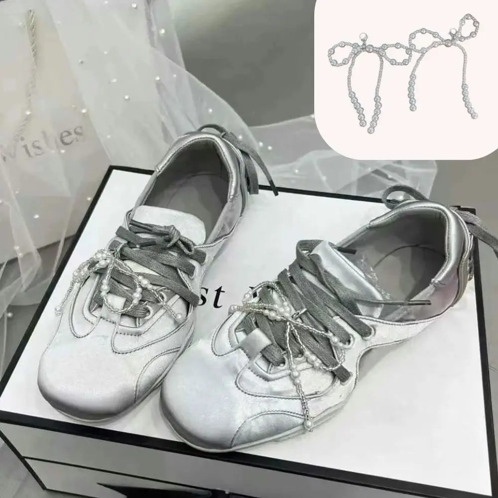 

2 Pcs Pearl Bow Shoes Pendant Decoration Women Personality Sneakers Buckle Ornaments Fashion Shoelace Clips Keychain Accessories