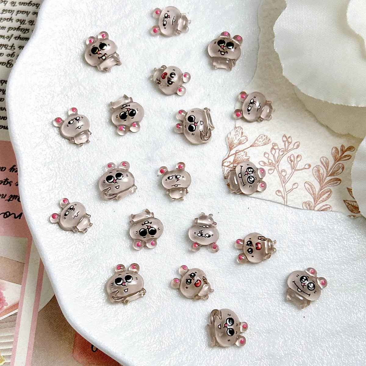 عشوائي مختلط لطيف الكرتون ليتل رمادي ماوس مسمار السحر Kawaii 3D الراتنج ماوس مسمار الفن زينة مانيكير DIY بها بنفسك الملحقات