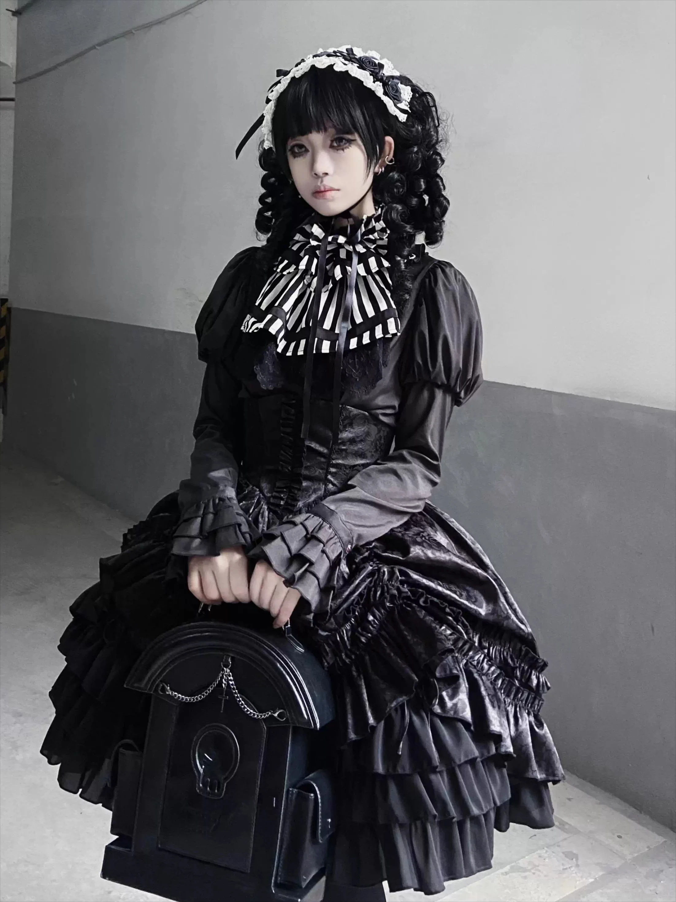 Black Gothic Lolita Halloween Daily Half Skirt with Ruffled Hem Short Skirts for Women, Japanese Style High Waist Black Skirt