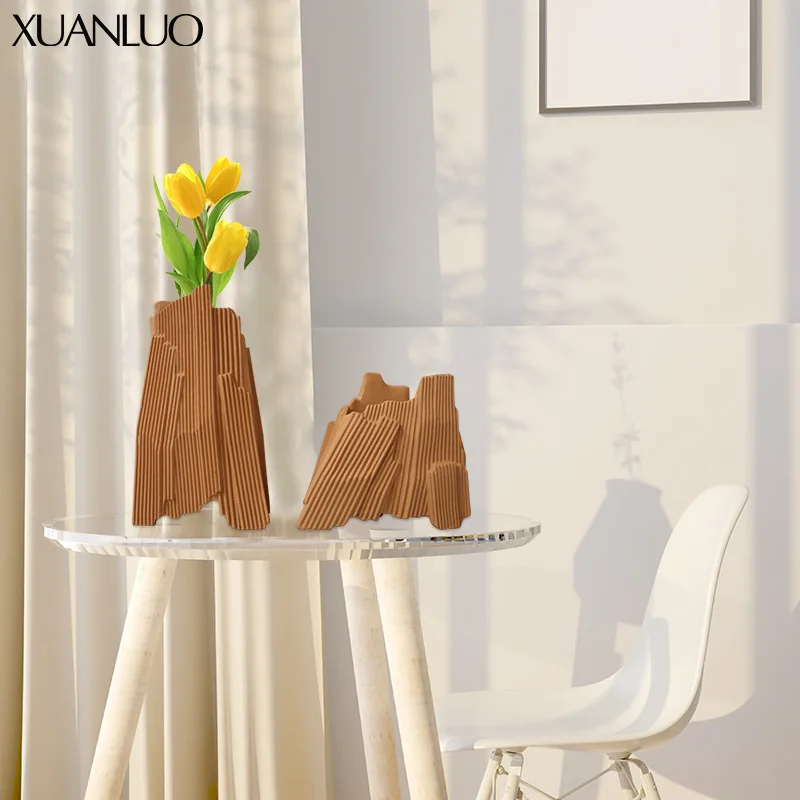 Nordic Resin Vase Ornament Creative and Stylish Home Decor Living Room Show Flat Floral Arrangement Holder Small Vase