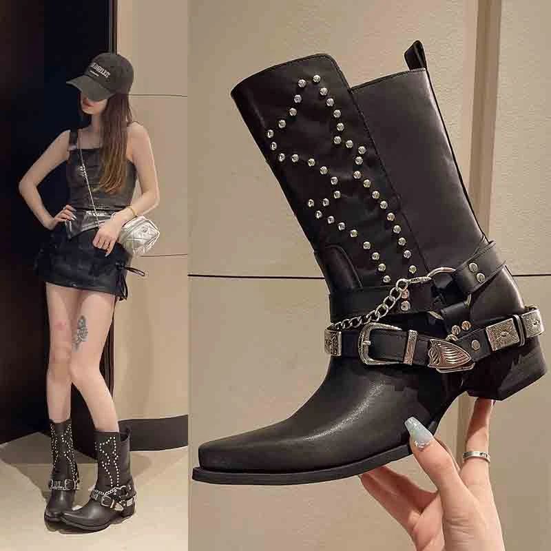 

New Style Goth Woman Shoes Cowboy Boots Low Black Rock Pole Dance Rivet Chunky Heels Western Pointed Toe Metal Chains Trending