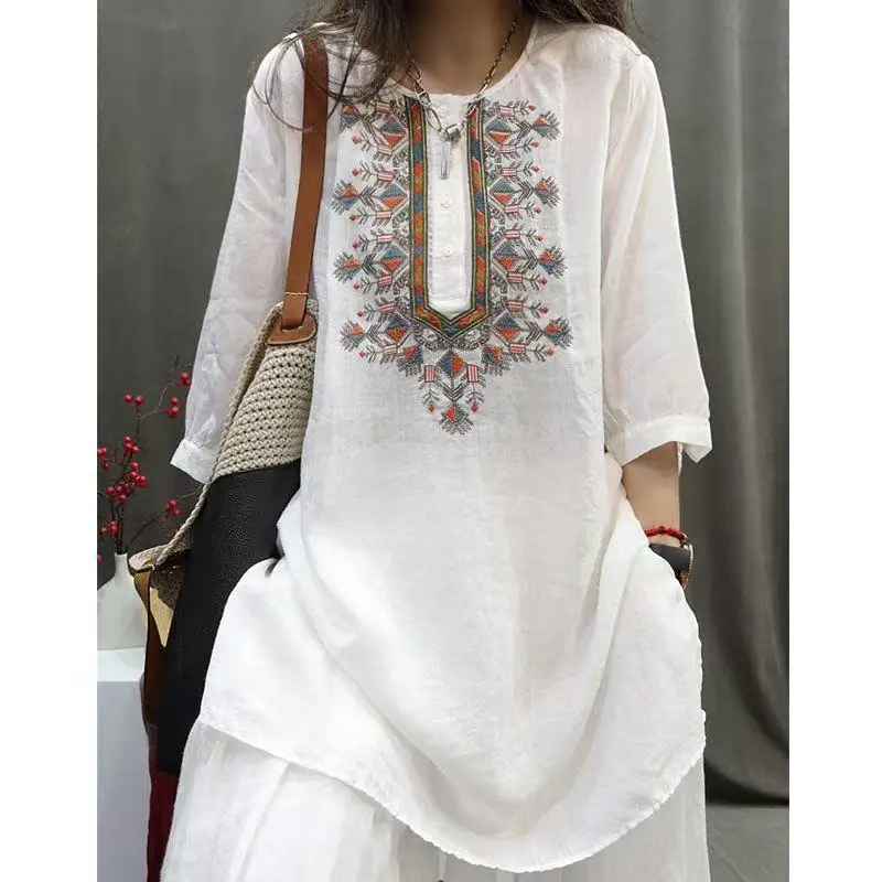 

Летняя винтажная рубашка с вышивкой средней длины, свободная хлопково-льняная модная рубашка, повседневный художественный пуловер, топ для женщин