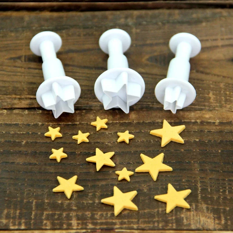 Star Flower Love stantuffo Cutter fondente 3 pezzi Set Mini biscotto timbro in rilievo stampo biscotti Cutter strumento fai da te Cake Baking Decor