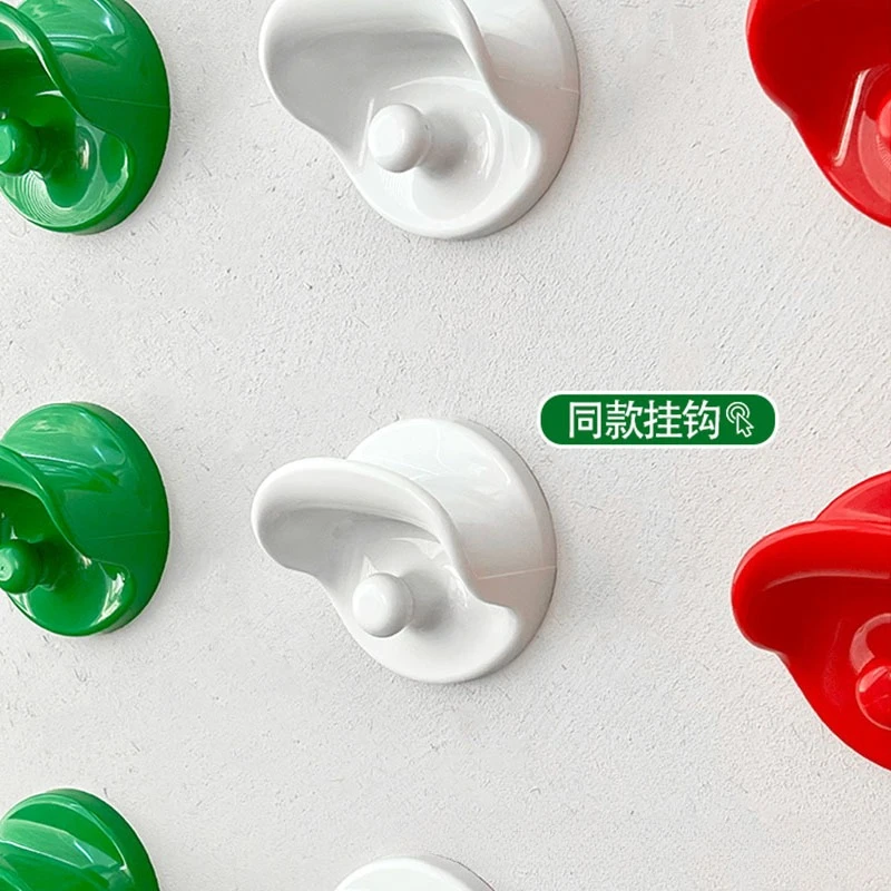 Medieval hanger wardrobe storage rack